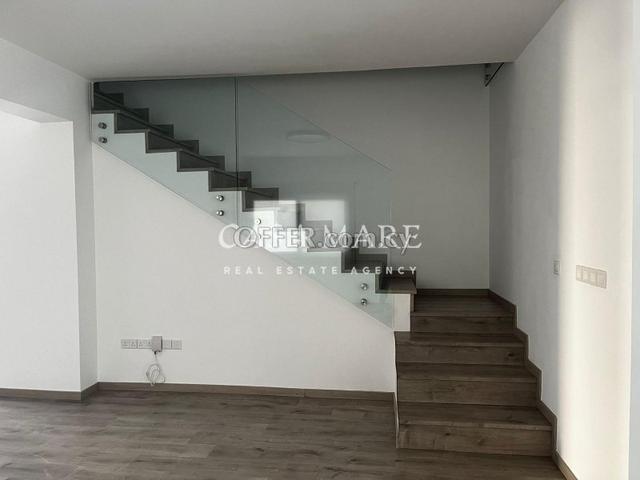 Three-Bedroom House in Egκomi: https://www.offer.com.cy/en/three-bedroom-house-in-egκomi/21-816636/ (www.offer.com.cy)