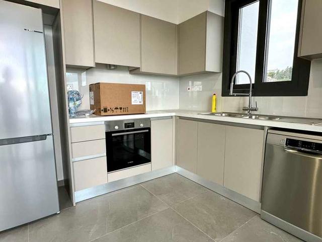 2-bedroom penthouse to rent: https://www.bazaraki.com/adv/5797053_2-bedroom-penthouse-to-rent (www.bazaraki.com)