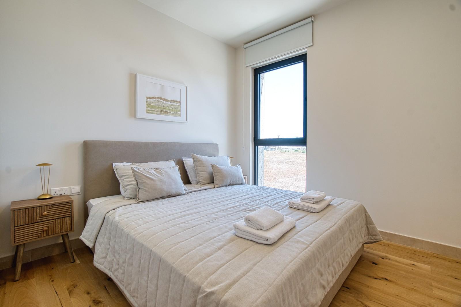 3-bedroom house in Paphos №153847: https://dom.com.cy/en/catalog/rent/153847/ (dom.com.cy)