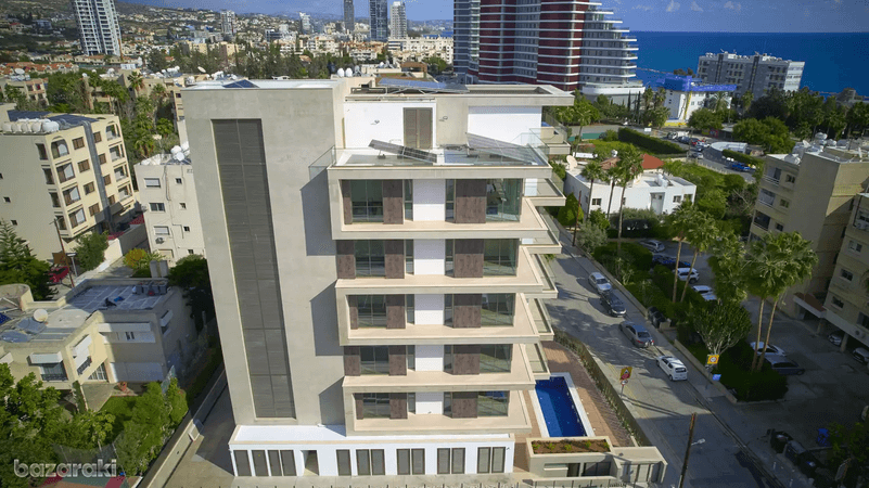 1-bedroom apartment to rent: https://www.bazaraki.com/adv/5795237_1-bedroom-apartment-to-rent (www.bazaraki.com)