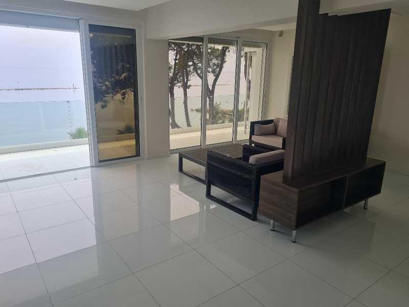 5-bedroom apartment to rent: https://www.bazaraki.com/adv/5795792_5-bedroom-apartment-to-rent (www.bazaraki.com)