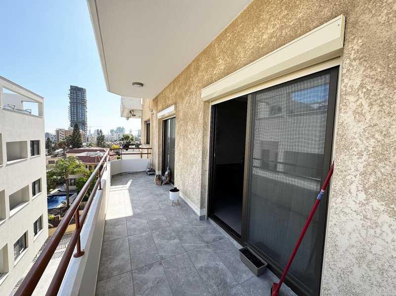 2-bedroom apartment to rent: https://www.bazaraki.com/adv/5797077_2-bedroom-apartment-to-rent (www.bazaraki.com)