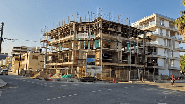 New 4-bedroom penthouse in Larnaca № 153338: https://dom.com.cy/en/catalog/sale/153338/ (dom.com.cy)
