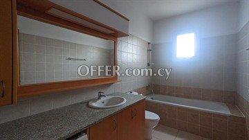 Spacious 3-bedroom Apartment in Central Larnaca: https://www.offer.com.cy/en/spacious-3-bedroom-apartment-in-central-larnaca/21-816268/ (www.offer.com.cy)