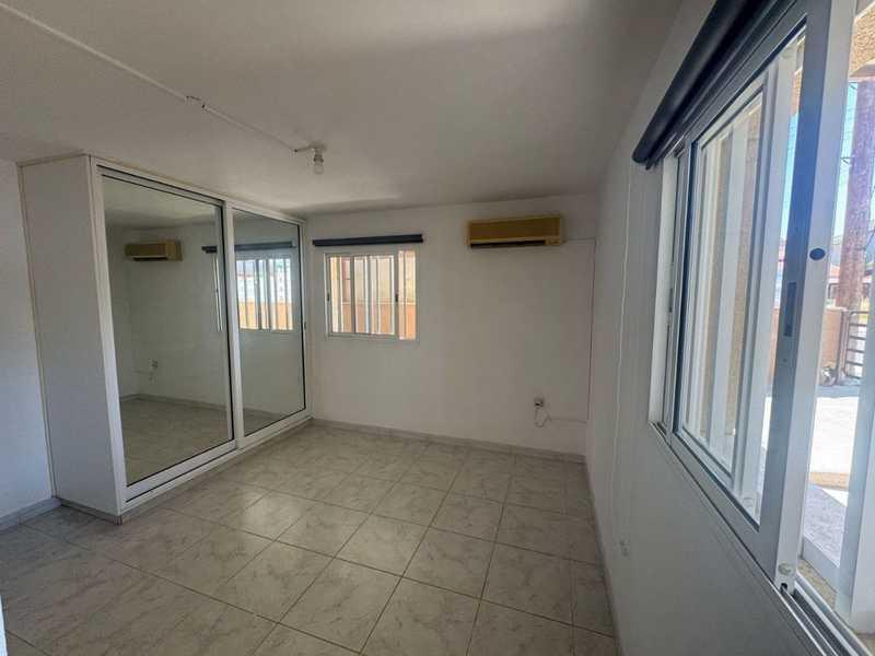 2-bedroom semi-detached to rent: https://www.bazaraki.com/adv/5787362_2-bedroom-semi-detached-to-rent (www.bazaraki.com)