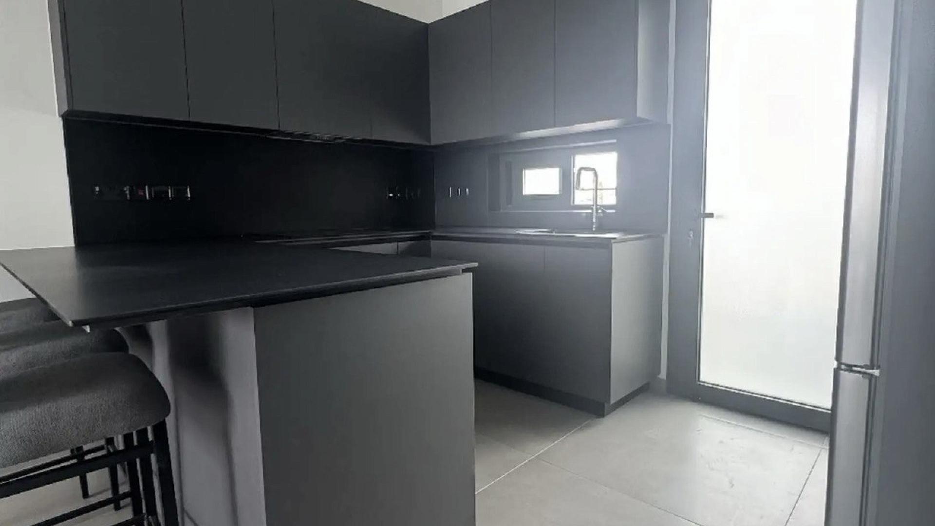 2-bedroom flat in Limassol №153816: https://dom.com.cy/en/catalog/rent/153816/ (dom.com.cy)