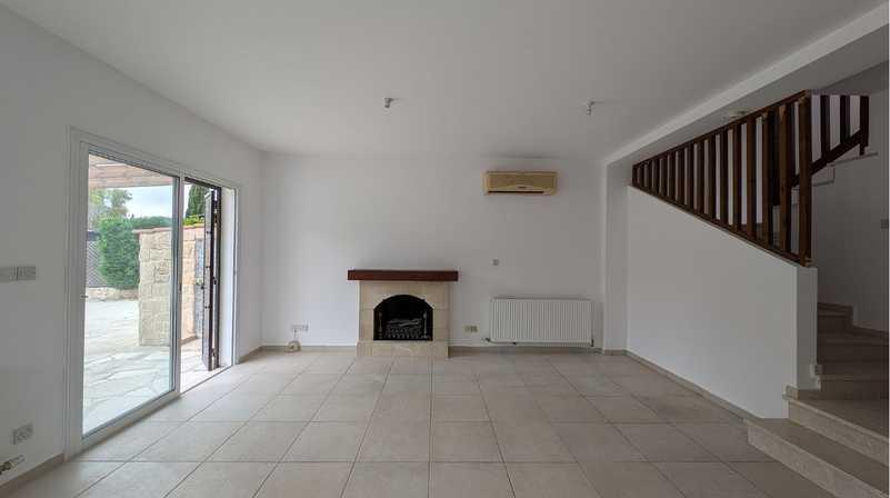 3-bedroom detached house for sale: https://www.bazaraki.com/adv/5798533_3-bedroom-detached-house-for-sale (www.bazaraki.com)