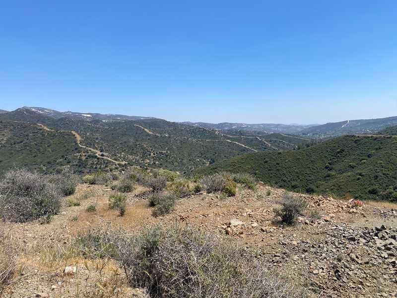 Agricultural land 6994 m²: https://www.bazaraki.com/adv/5792569_agricultural-land-6994-m2 (www.bazaraki.com)
