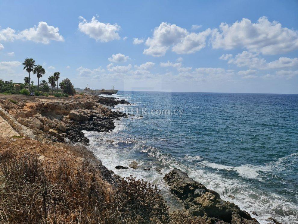 Large seaside villa for sale in Peyia area of Paphos: https://www.offer.com.cy/en/large-seaside-villa-for-sale-in-peyia-area-of-paphos/21-664980/ (www.offer.com.cy)