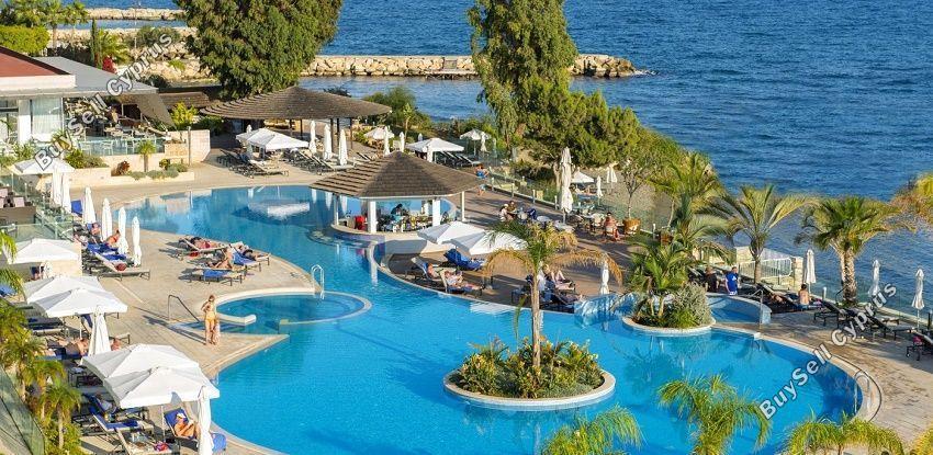 Hotel for sale in Softades, Larnaca: https://www.buysellcyprus.com/property-for-sale/larnaca/softades/hotel-for-sale-softades-larnaca-1792962.html (www.buysellcyprus.com)