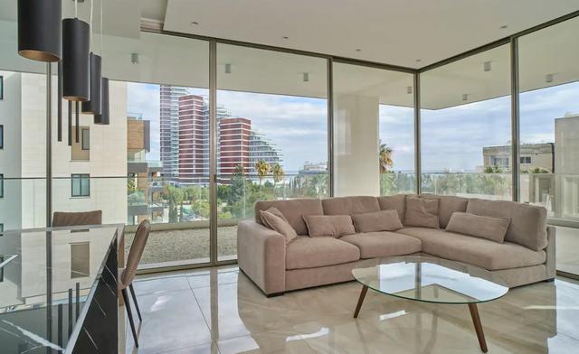 2-bedroom apartment in Limassol №152875: https://dom.com.cy/en/catalog/rent/152875/ (dom.com.cy)