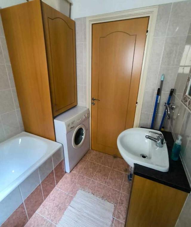  2-bedroom apartment to rent: https://www.bazaraki.com/adv/5791968_2-bedroom-apartment-to-rent (www.bazaraki.com)