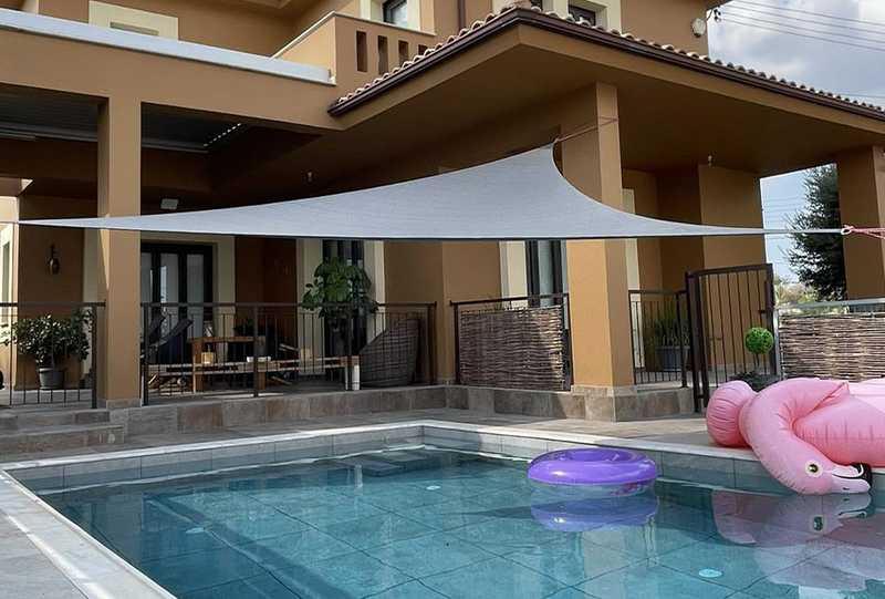 4-bedroom detached house to rent: https://www.bazaraki.com/adv/5786253_4-bedroom-detached-house-to-rent (www.bazaraki.com)