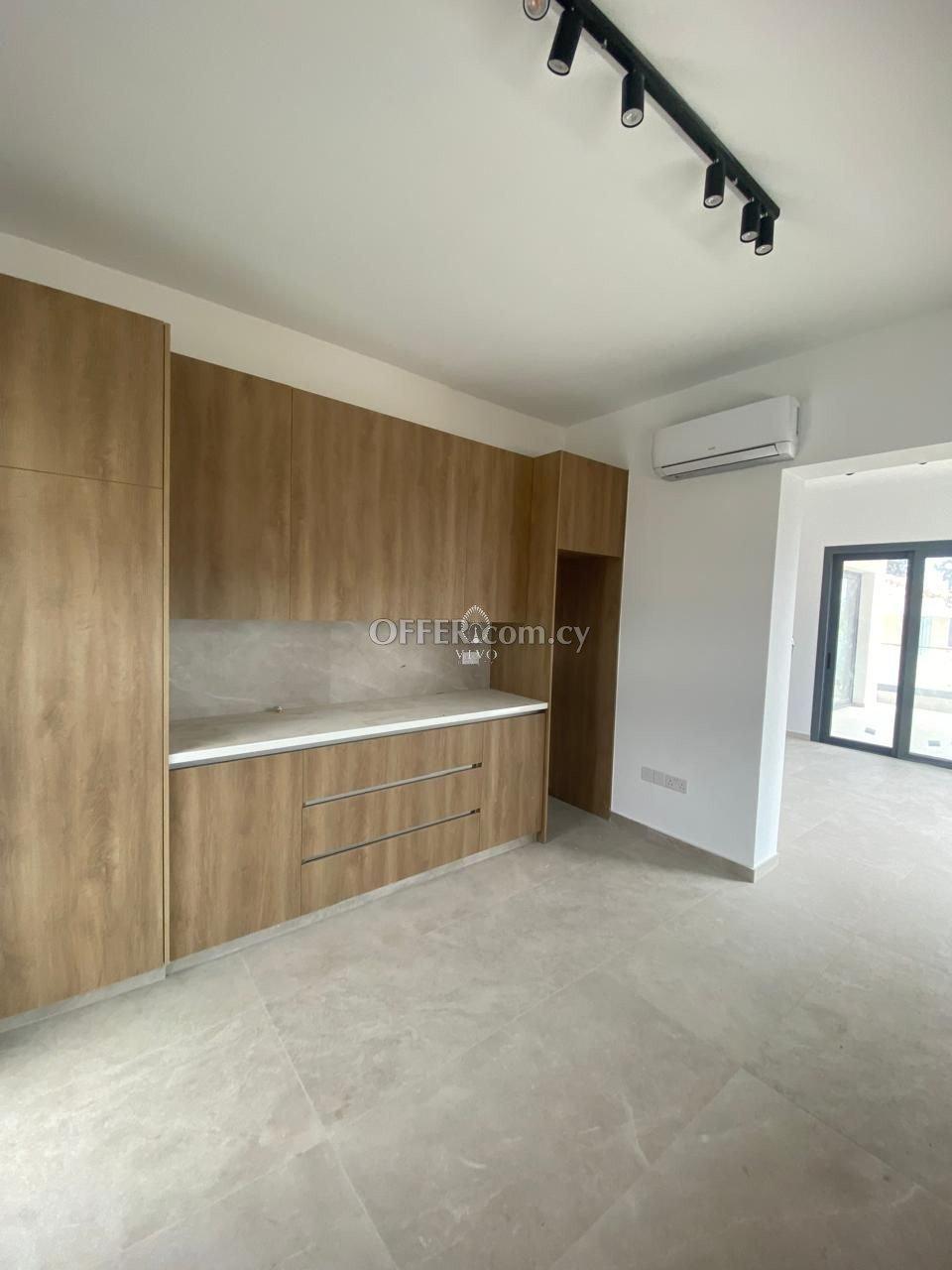 BRAND NEW THREE BEDROOM WHOLE- FLOOR APARTMENT + STUDIO IN PANTHEA: https://www.offer.com.cy/en/brand-new-three-bedroom-whole-floor-apartment-studio-in-panthea/21-816461/ (www.offer.com.cy)