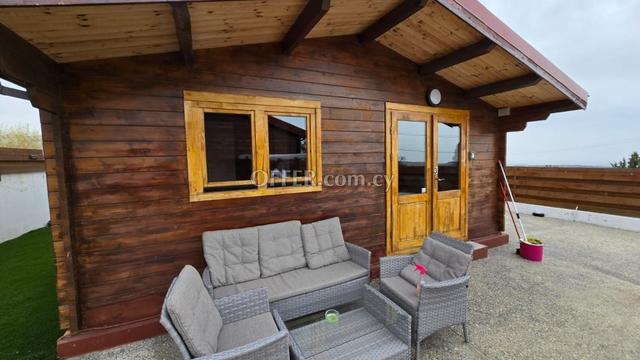 1 Bed House for rent in Lofou, Limassol: https://www.offer.com.cy/en/1-bed-house-for-rent-in-lofou-limassol/21-817059/ (www.offer.com.cy)