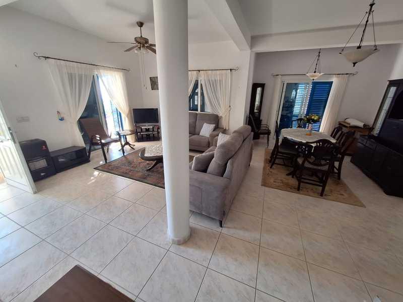 3-bedroom villa to rent: https://www.bazaraki.com/adv/5790583_3-bedroom-villa-to-rent (www.bazaraki.com)