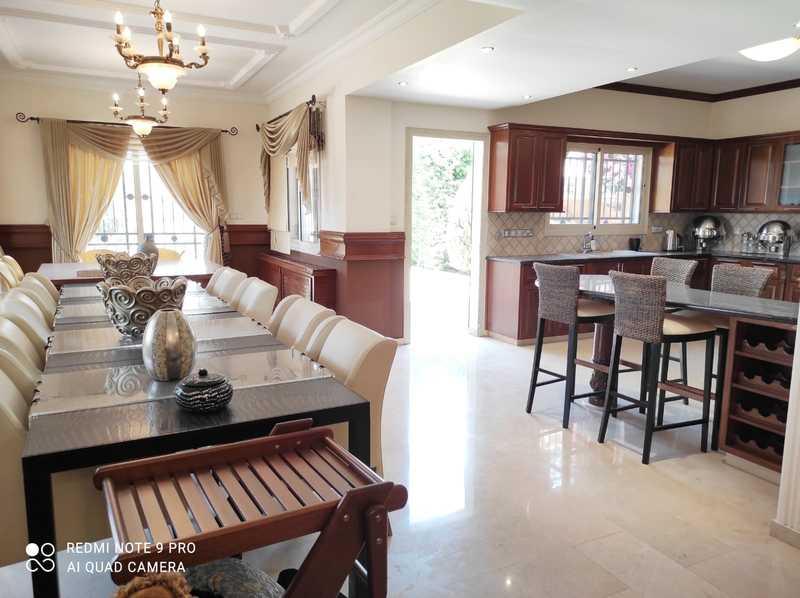 7-bedroom villa for sale: https://www.bazaraki.com/adv/5792380_7-bedroom-villa-for-sale (www.bazaraki.com)