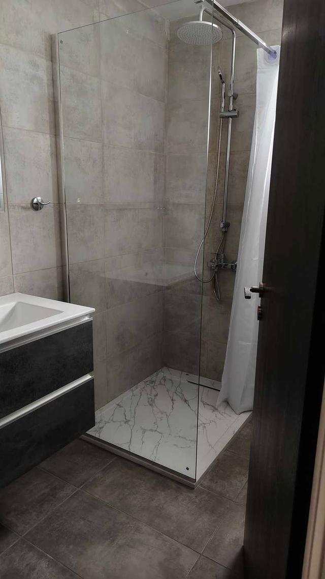2-bedroom apartment to rent: https://www.bazaraki.com/adv/5793902_2-bedroom-apartment-to-rent (www.bazaraki.com)