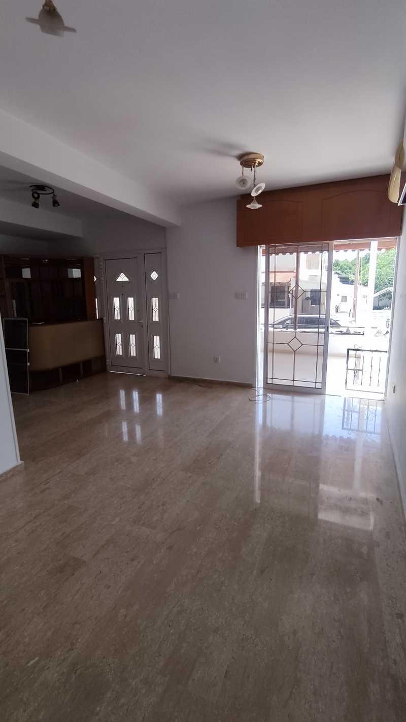 3-bedroom semi-detached to rent: https://www.bazaraki.com/adv/5796936_3-bedroom-semi-detached-to-rent (www.bazaraki.com)