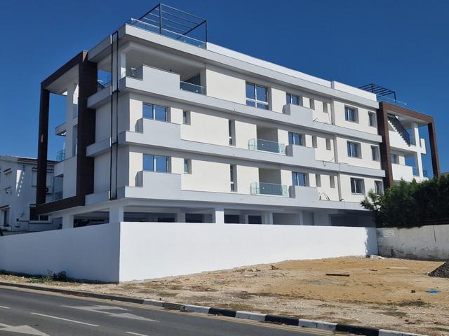 New residential building in Larnaca № 153921: https://dom.com.cy/en/catalog/sale/153921/ (dom.com.cy)