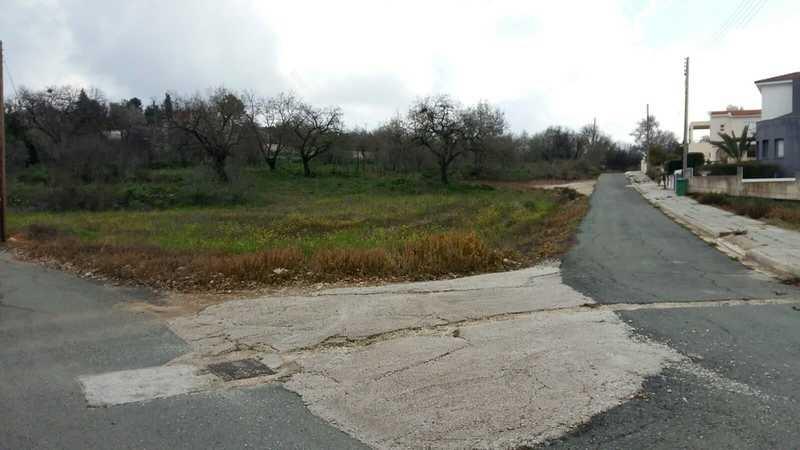 Residential land 4014 m²: https://www.bazaraki.com/adv/5788856_residential-land-4014-m2 (www.bazaraki.com)