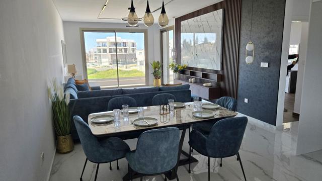 New 3-bedroom flat in Paphos № 153686: https://dom.com.cy/en/catalog/sale/153686/ (dom.com.cy)