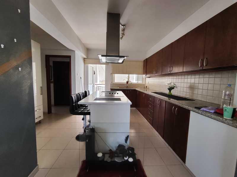 2-bedroom apartment to rent: https://www.bazaraki.com/adv/5792407_2-bedroom-apartment-to-rent (www.bazaraki.com)
