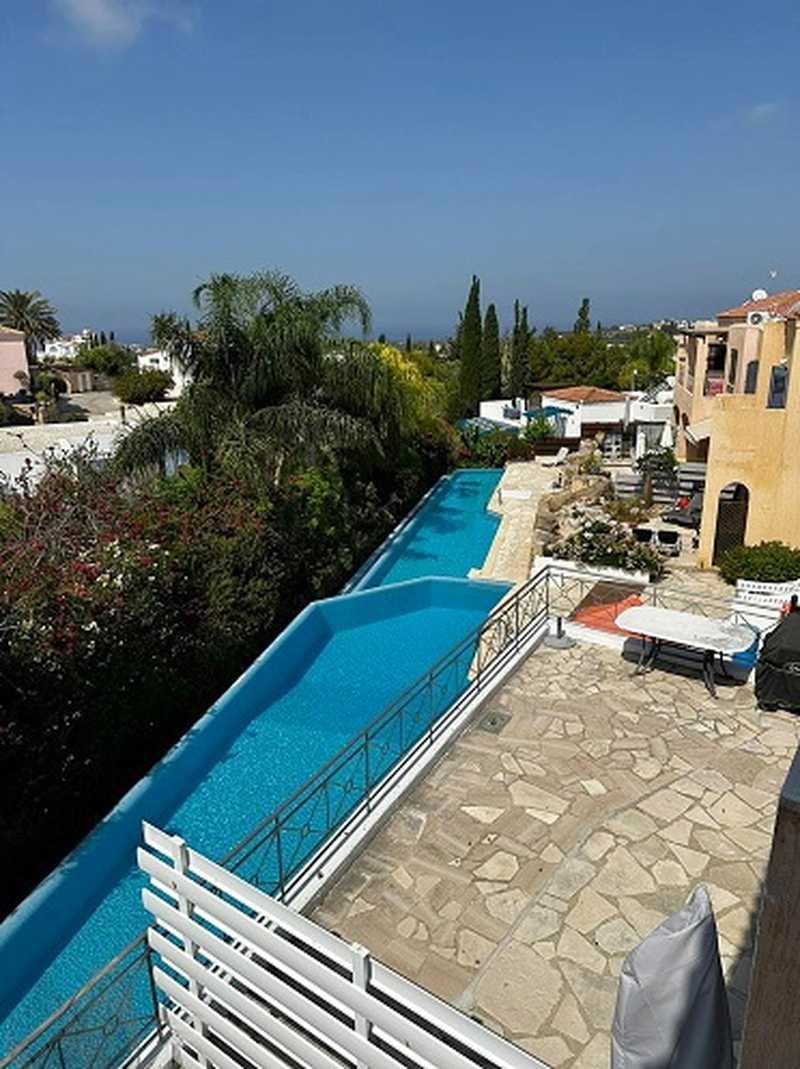 2-bedroom semi-detached for sale: https://www.bazaraki.com/adv/5797575_2-bedroom-semi-detached-for-sale (www.bazaraki.com)