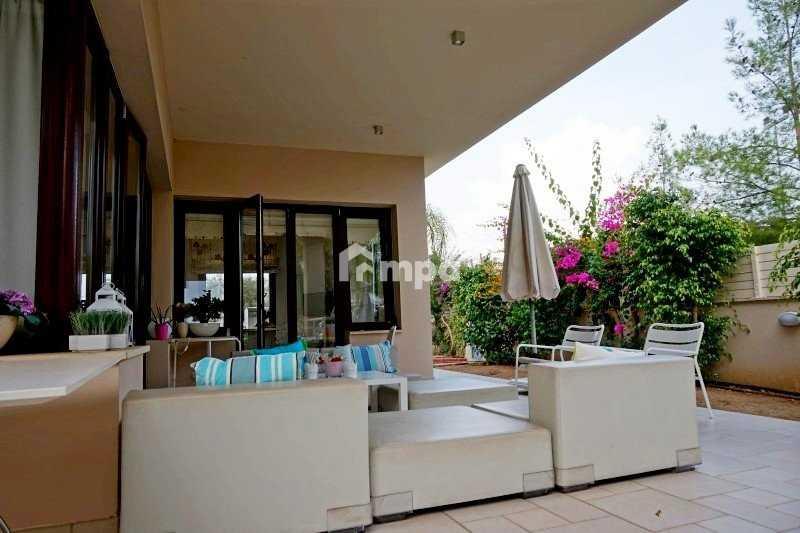5-bedroom detached house to rent: https://www.bazaraki.com/adv/5797150_5-bedroom-detached-house-to-rent (www.bazaraki.com)