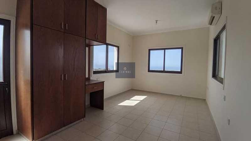 2-bedroom detached house for sale: https://www.bazaraki.com/adv/5791319_2-bedroom-detached-house-for-sale (www.bazaraki.com)