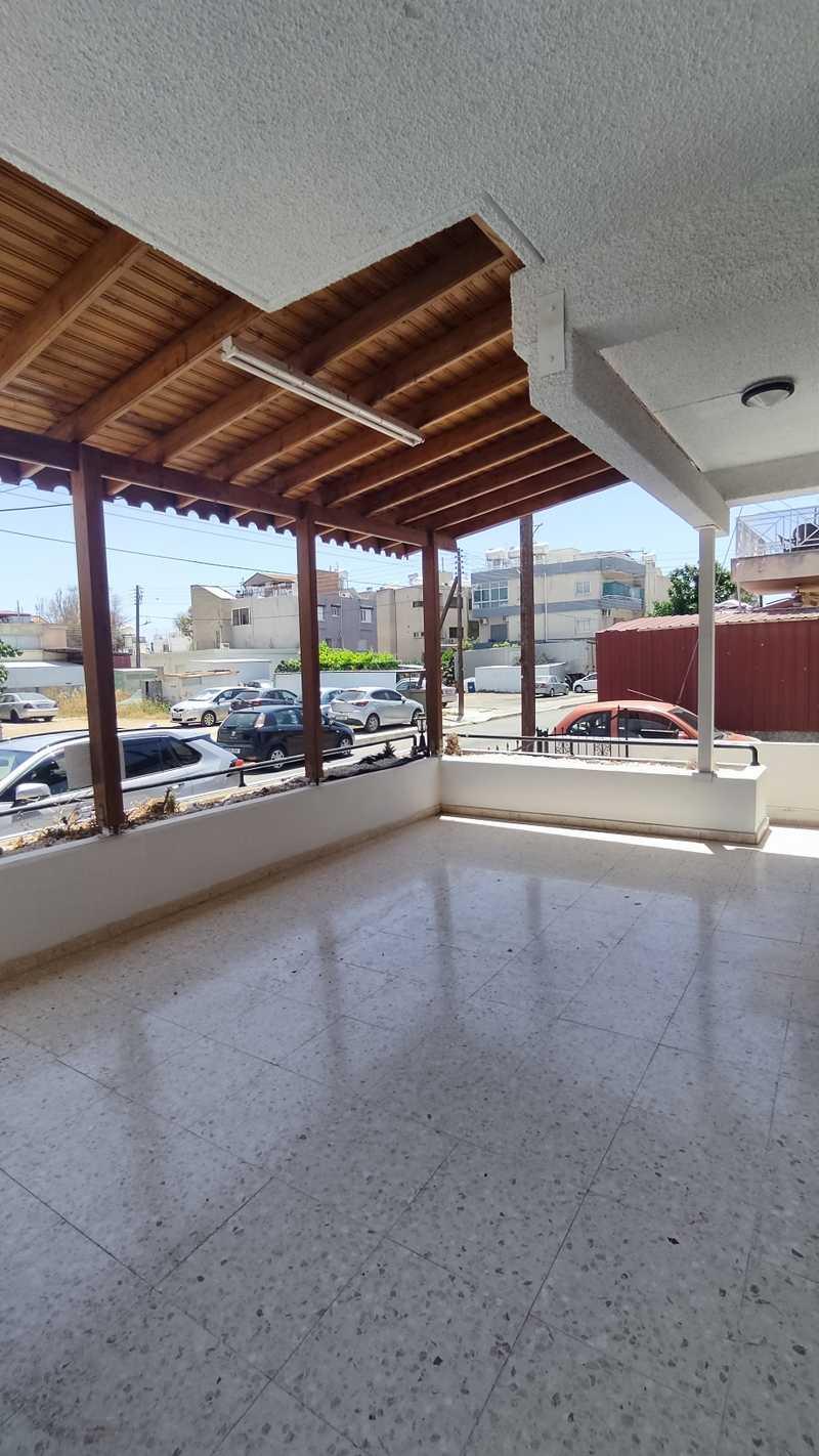 3-bedroom semi-detached to rent: https://www.bazaraki.com/adv/5796936_3-bedroom-semi-detached-to-rent (www.bazaraki.com)
