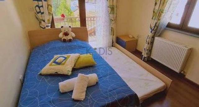 3-bedroom villa to rent: https://www.bazaraki.com/adv/5796769_3-bedroom-villa-to-rent (www.bazaraki.com)