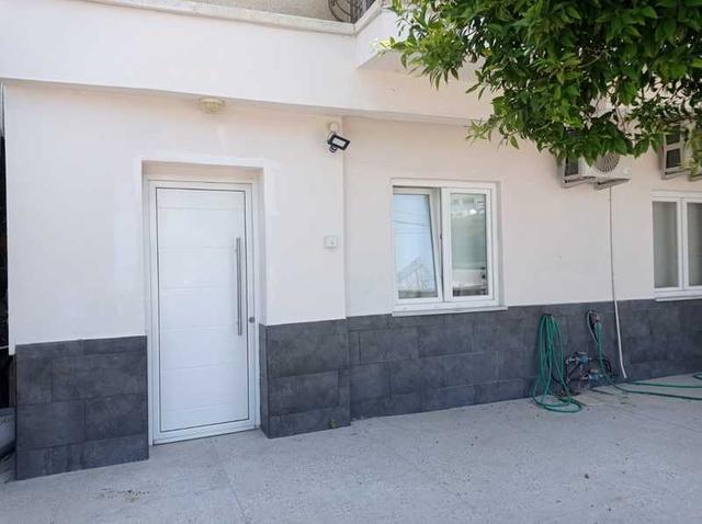 2-bedroom apartment to rent: https://www.bazaraki.com/adv/5787029_2-bedroom-apartment-to-rent (www.bazaraki.com)