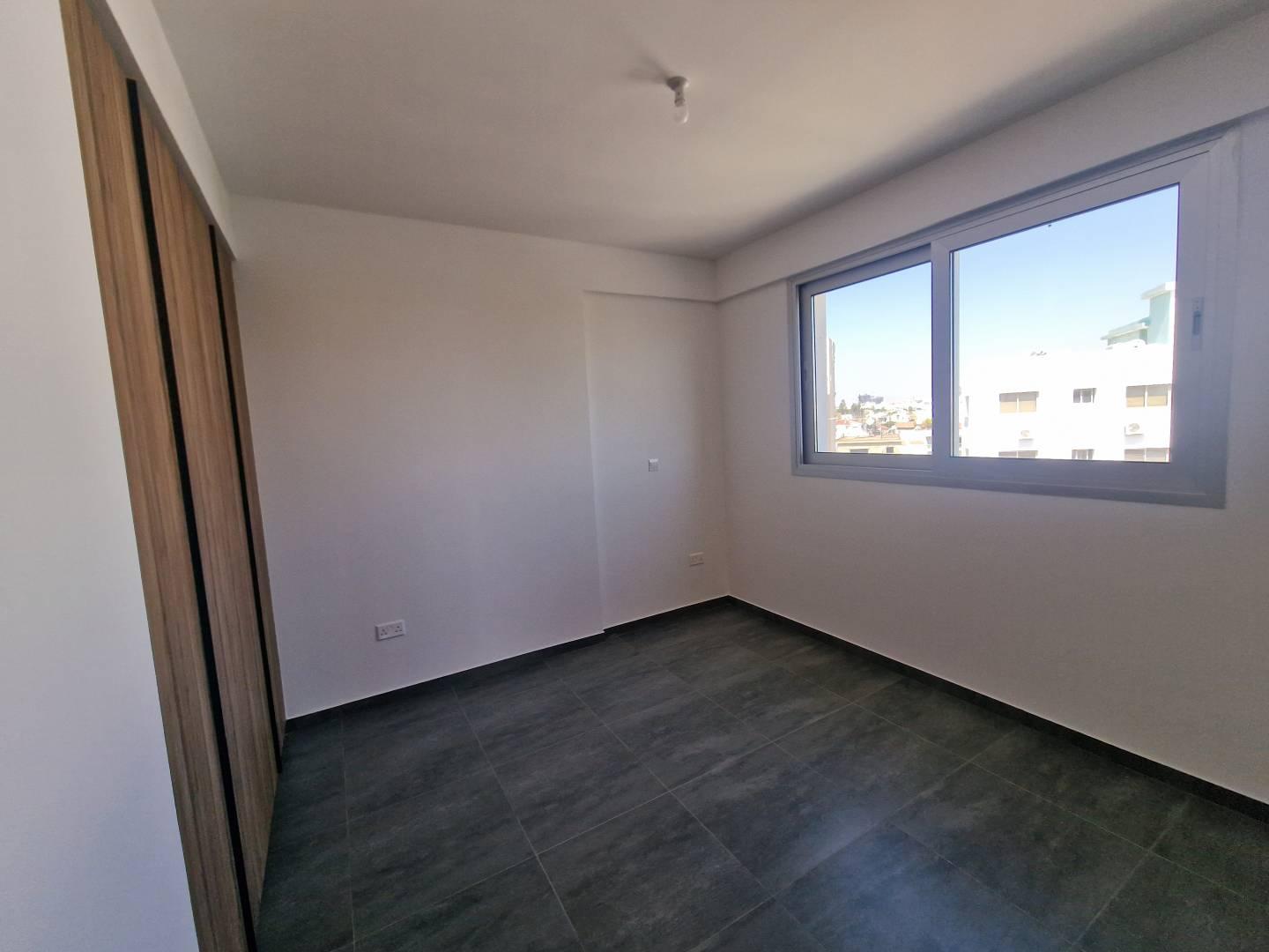 New 2-bedroom penthouse in Larnaca № 153914: https://dom.com.cy/en/catalog/sale/153914/ (dom.com.cy)