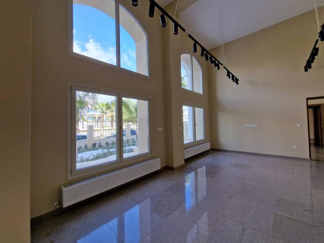 Office in Limassol №152631: https://dom.com.cy/en/catalog/rent/152631/ (dom.com.cy)