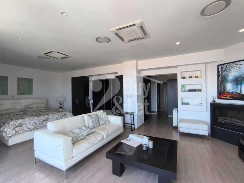 4-bedroom villa for sale: https://www.bazaraki.com/adv/5791180_4-bedroom-villa-for-sale (www.bazaraki.com)