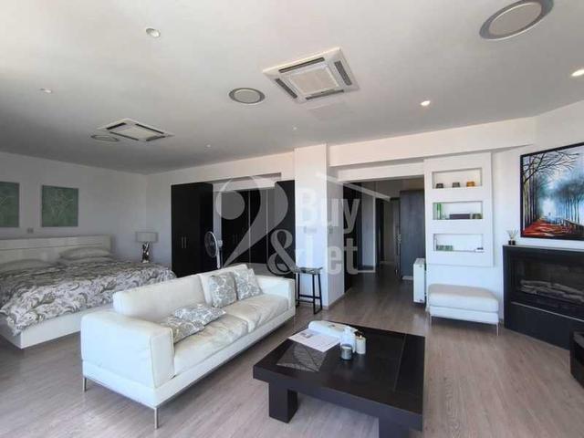 4-bedroom villa for sale: https://www.bazaraki.com/adv/5791180_4-bedroom-villa-for-sale (www.bazaraki.com)