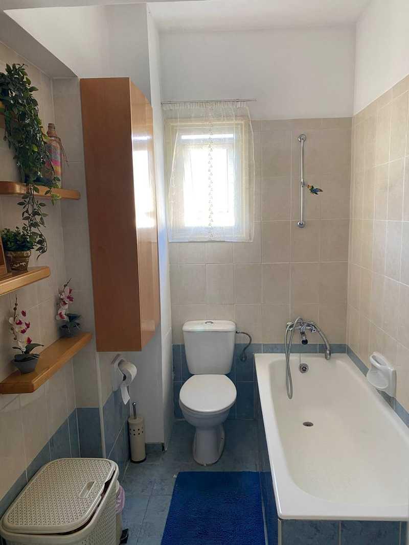 2-bedroom apartment for sale: https://www.bazaraki.com/adv/5795946_2-bedroom-apartment-for-sale (www.bazaraki.com)
