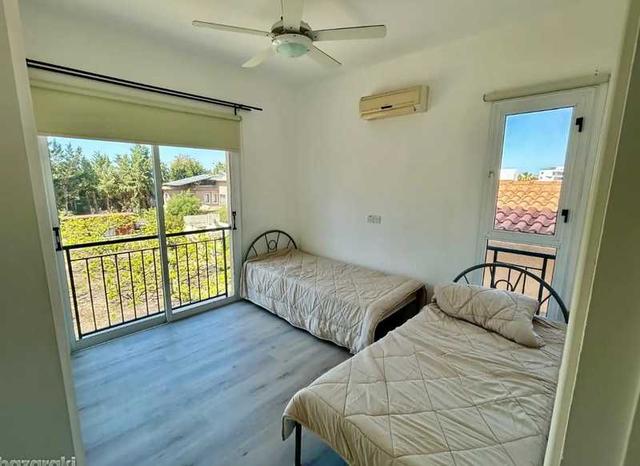  3-bedroom apartment to rent: https://www.bazaraki.com/adv/5797948_3-bedroom-apartment-to-rent (www.bazaraki.com)