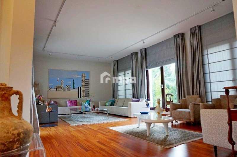 5-bedroom detached house to rent: https://www.bazaraki.com/adv/5797150_5-bedroom-detached-house-to-rent (www.bazaraki.com)