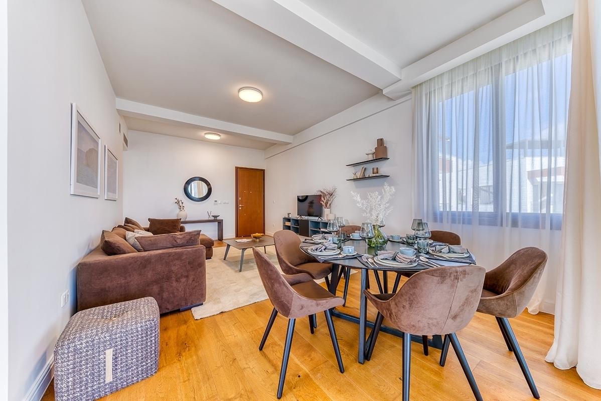 4-bedroom penthouse in Limassol №150196: https://dom.com.cy/en/catalog/rent/150196/ (dom.com.cy)