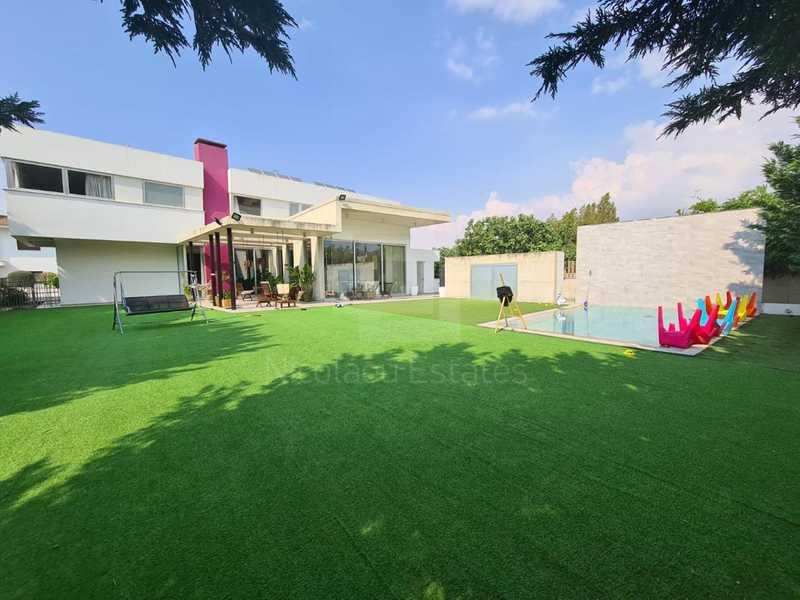 4-bedroom detached house for sale: https://www.bazaraki.com/adv/5797301_4-bedroom-detached-house-for-sale (www.bazaraki.com)