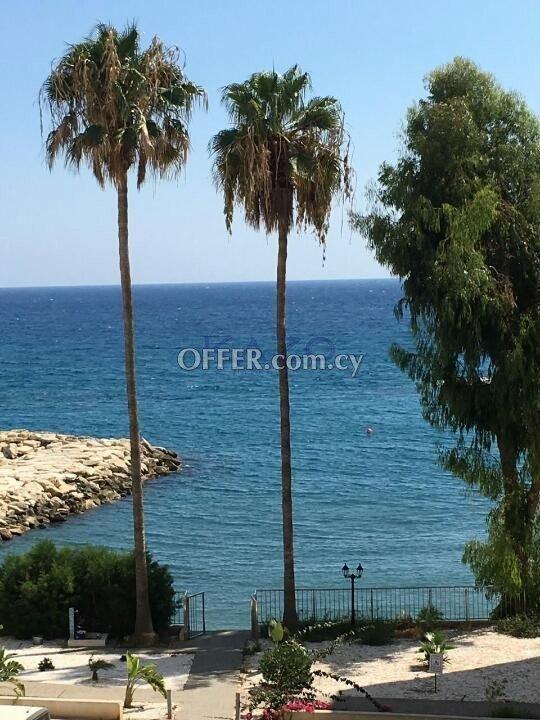 Spacious 3 Bedroom Apartment for Sale in Germasoyeia: https://www.offer.com.cy/en/spacious-3-bedroom-apartment-for-sale-in-germasoyeia/21-816291/ (www.offer.com.cy)