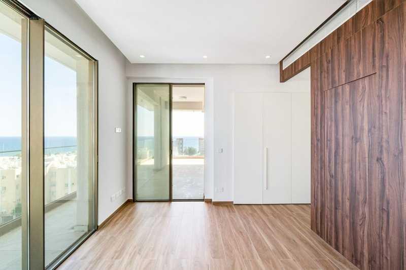 3-bedroom penthouse for sale: https://www.bazaraki.com/adv/5765607_3-bedroom-penthouse-for-sale (www.bazaraki.com)