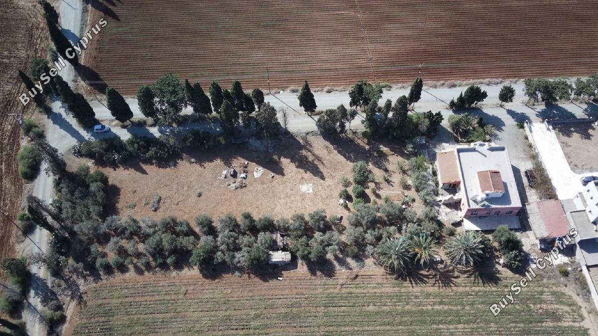 5 Bedroom Bungalow for sale in Pervolia, Larnaca: https://www.buysellcyprus.com/property-for-sale/larnaca/pervolia/5-bed-bungalow-for-sale-pervolia-larnaca-1795531.html (www.buysellcyprus.com)