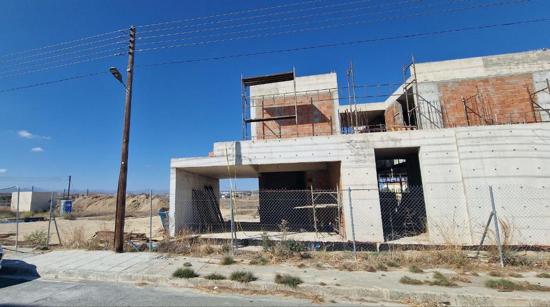 New 4-bedroom villa in Nicosia № 152141: https://dom.com.cy/en/catalog/sale/152141/ (dom.com.cy)