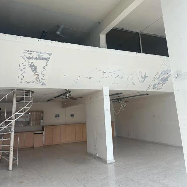Shop in Limassol №152909: https://dom.com.cy/en/catalog/rent/152909/ (dom.com.cy)