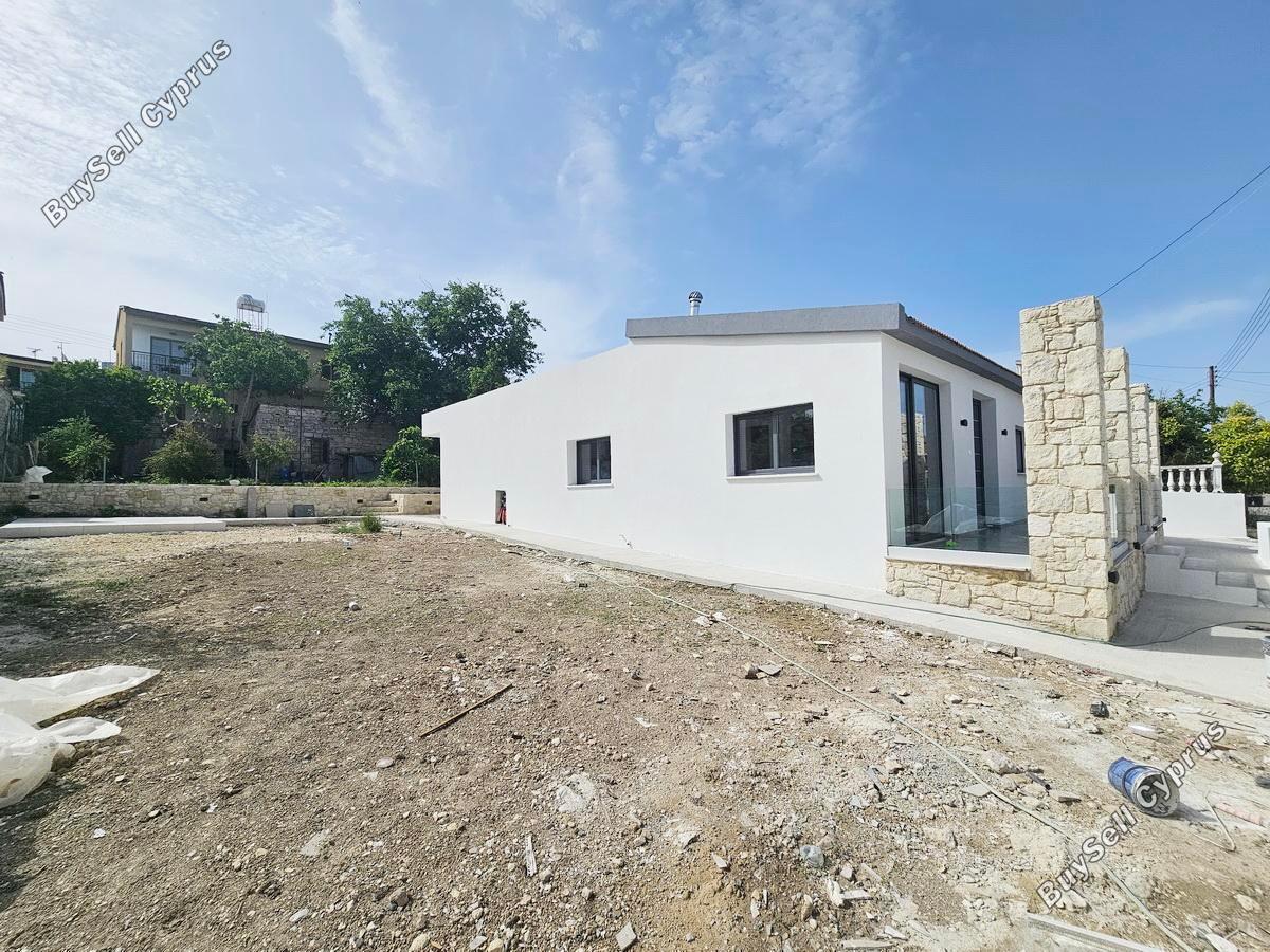 3 Bedroom Bungalow for sale in Polemi, Paphos: https://www.buysellcyprus.com/property-for-sale/paphos/polemi/3-bed-bungalow-for-sale-polemi-paphos-1799395.html (www.buysellcyprus.com)