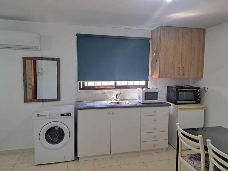 Studio apartment to rent: https://www.bazaraki.com/adv/5795386_studio-apartment-to-rent (www.bazaraki.com)