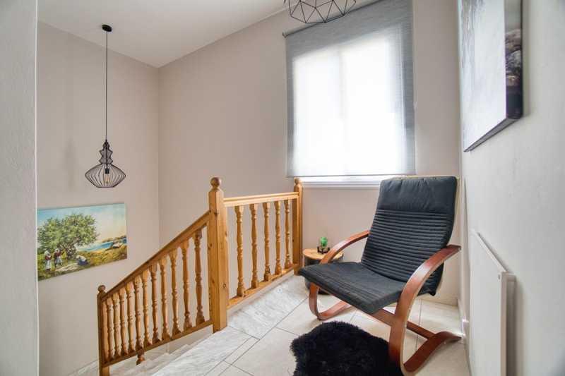 4-bedroom villa to rent: https://www.bazaraki.com/adv/5786421_4-bedroom-villa-to-rent (www.bazaraki.com)